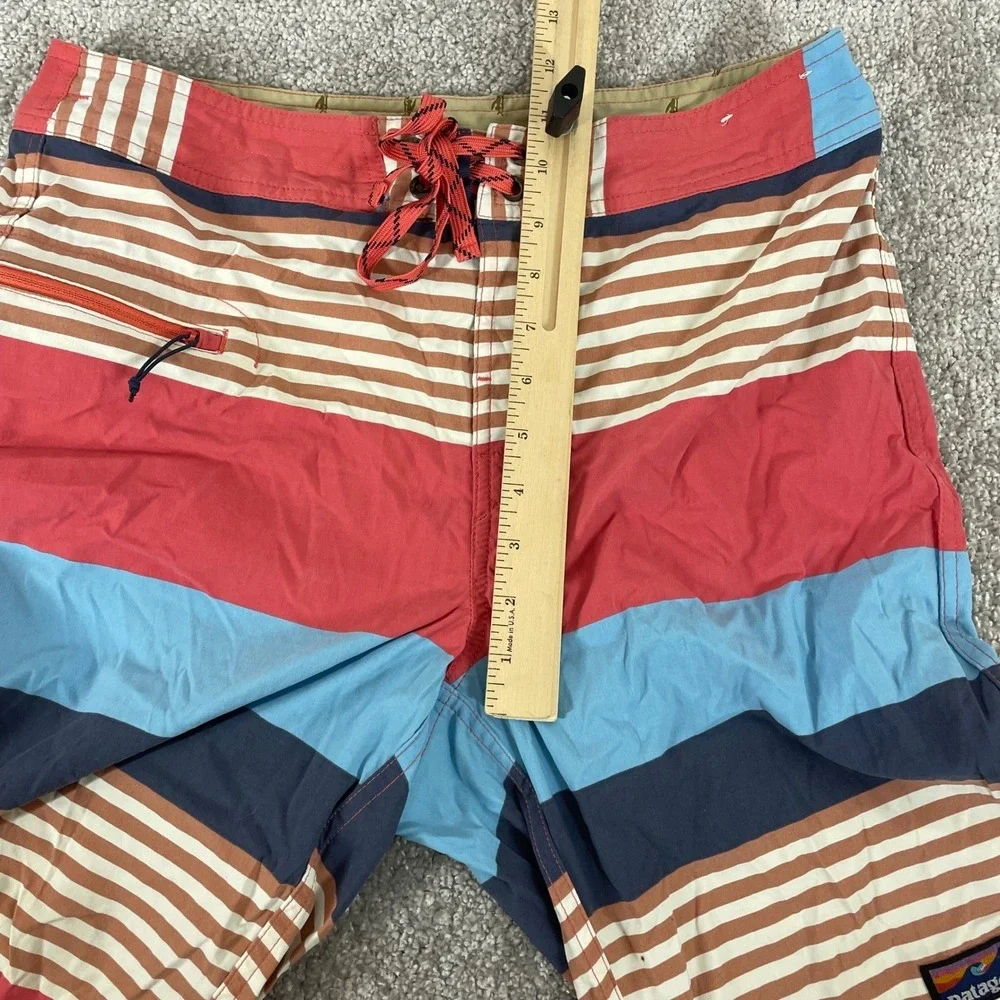 Patagonia Board Shorts Mens 32 Wavefarer Swim Trunks Striped Stretch 21